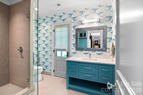 5917 Saint John Lane Charlotte NC 28210