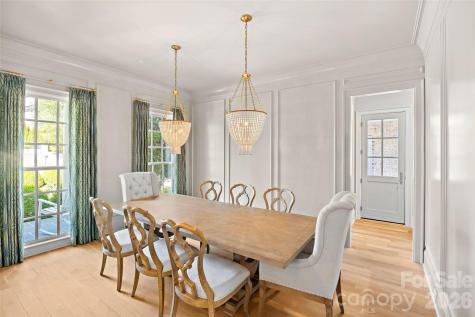 5917 Saint John Lane Charlotte NC 28210