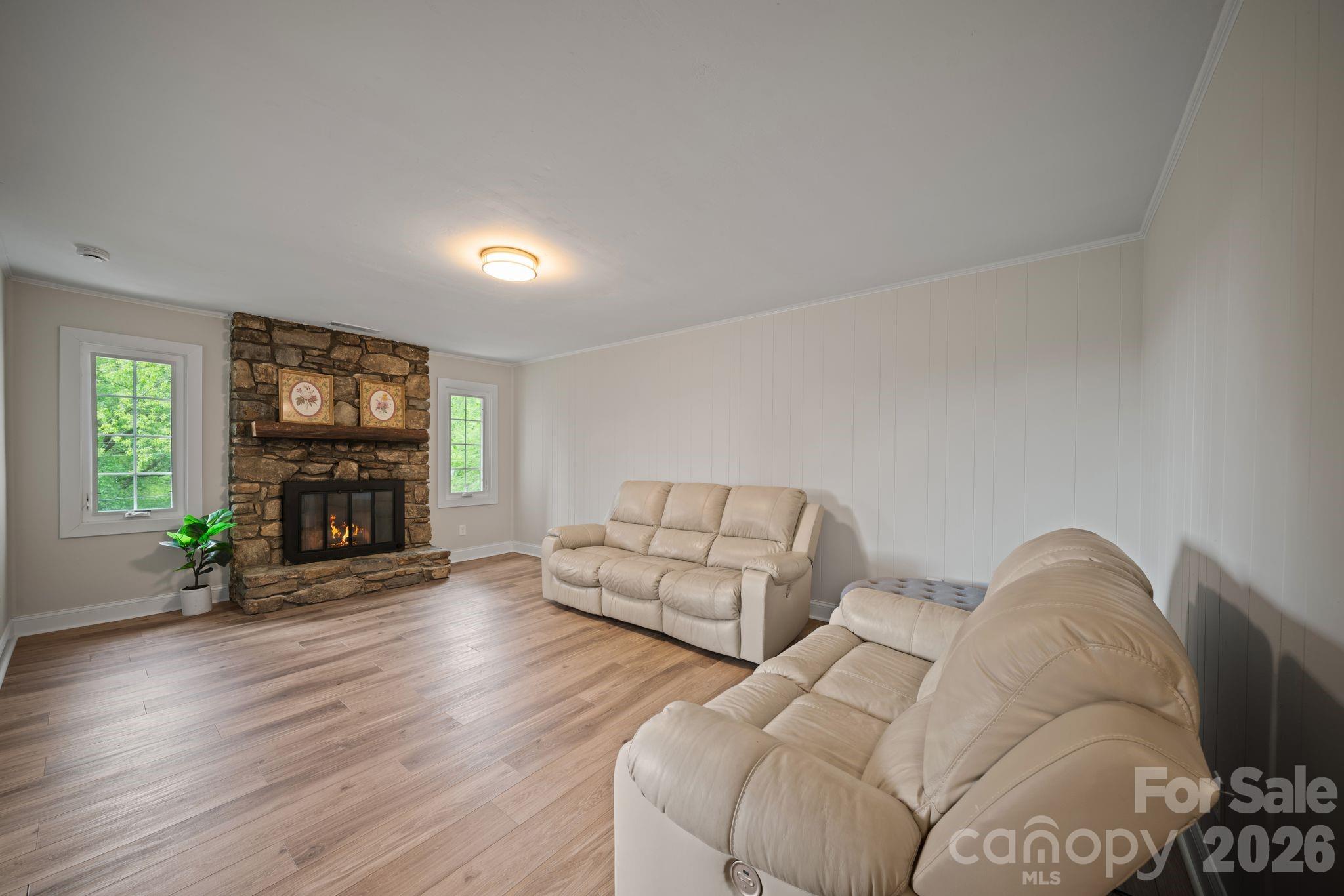 70 Melton Road Candler NC 28715