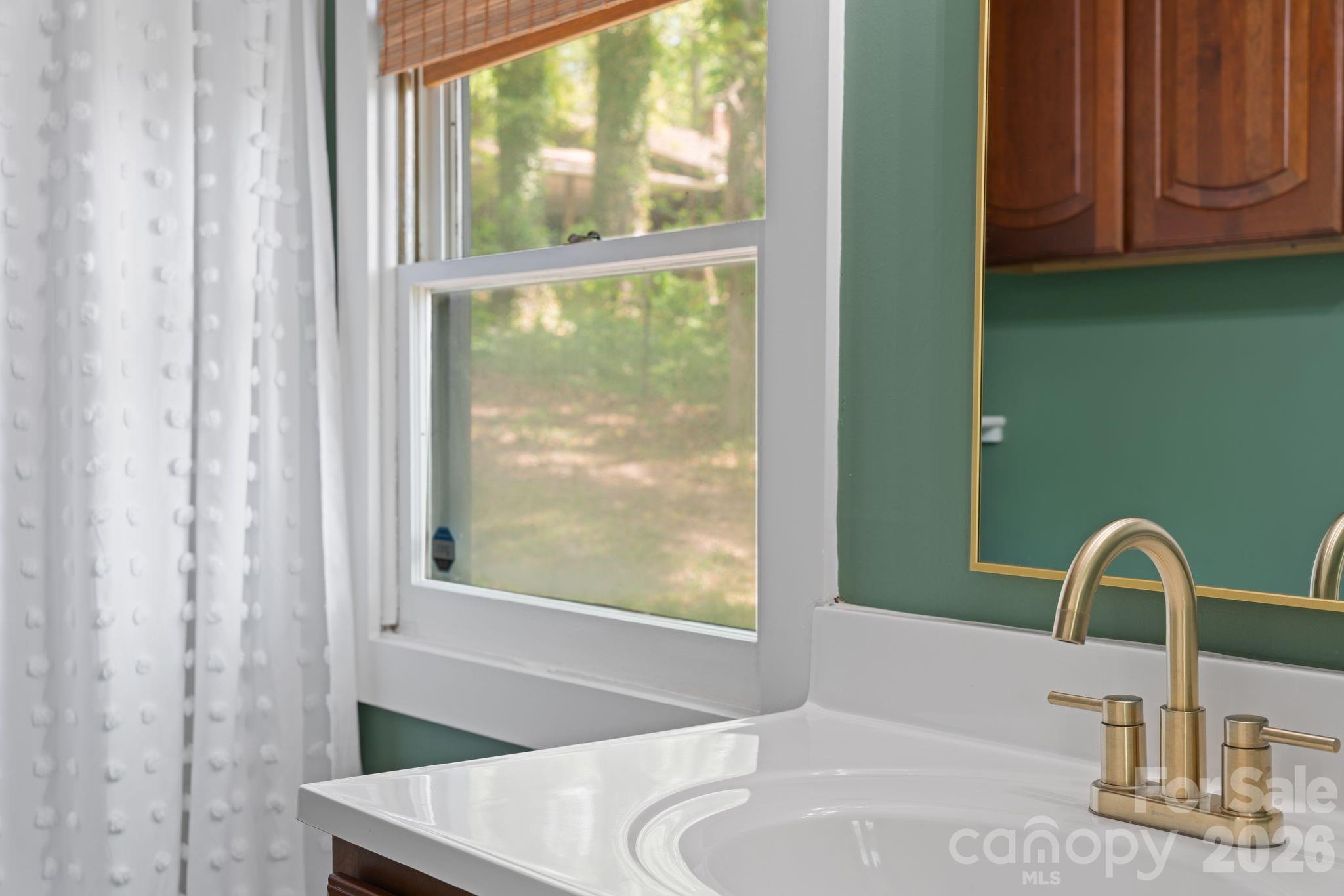 70 Melton Road Candler NC 28715