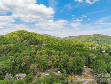 70 Melton Road Candler NC 28715