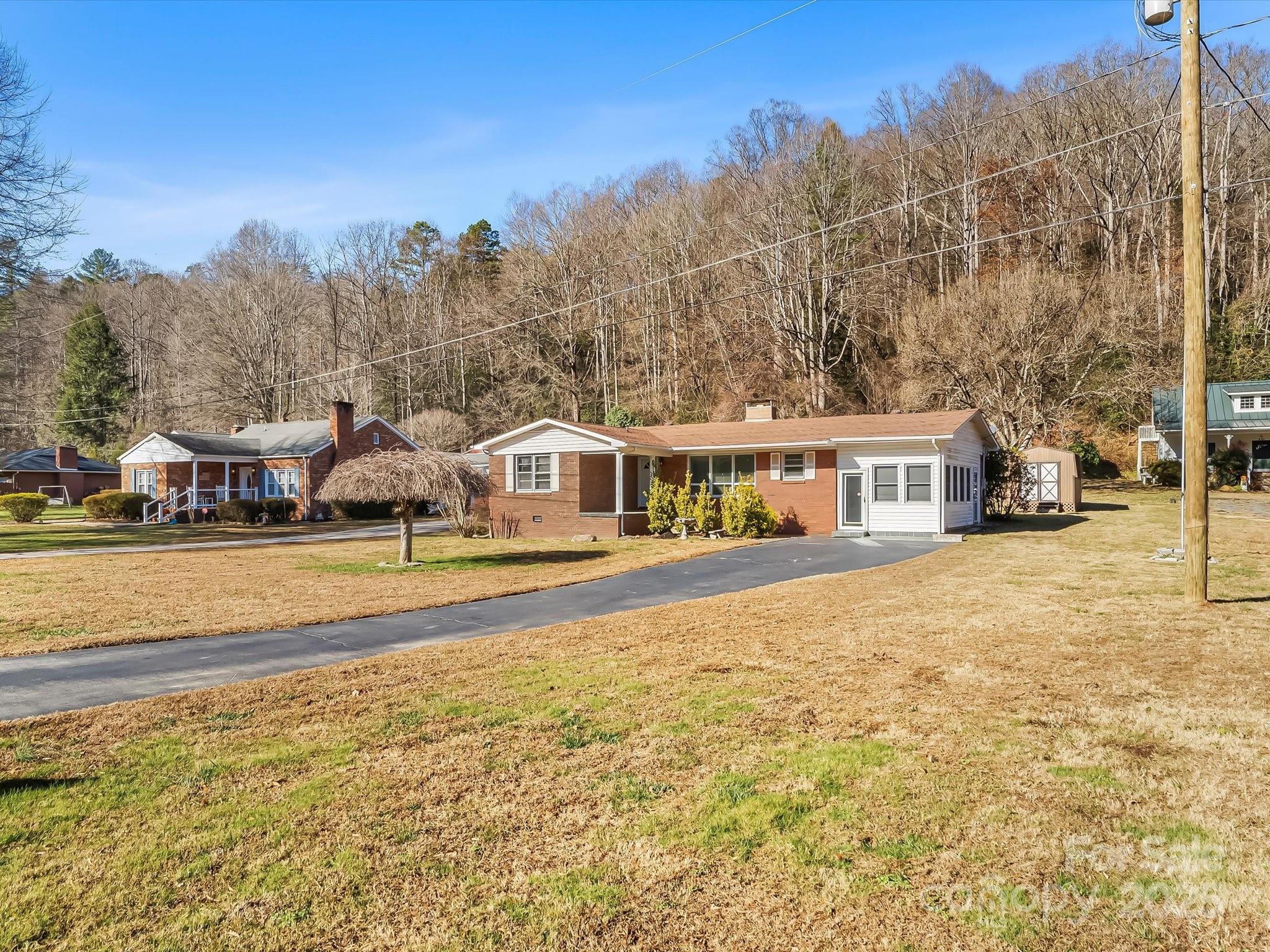930 W Old Highway 70 Highway Old Fort NC 28762