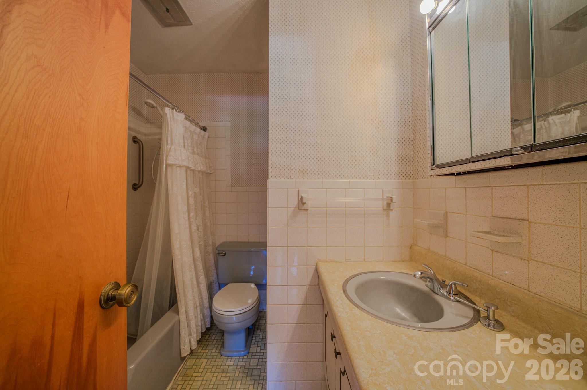 8 Summit Drive Arden NC 28704