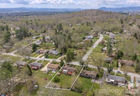 8 Summit Drive Arden NC 28704
