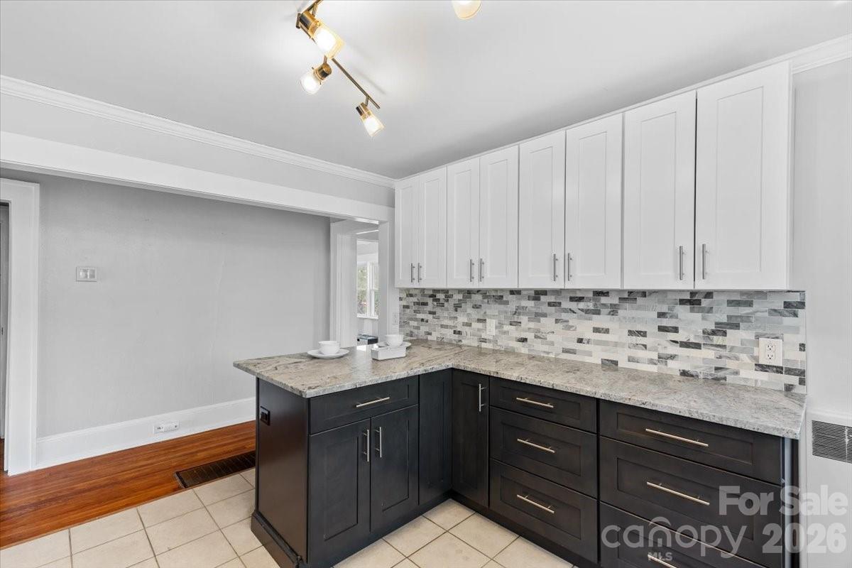63 Washington Avenue Asheville NC 28804