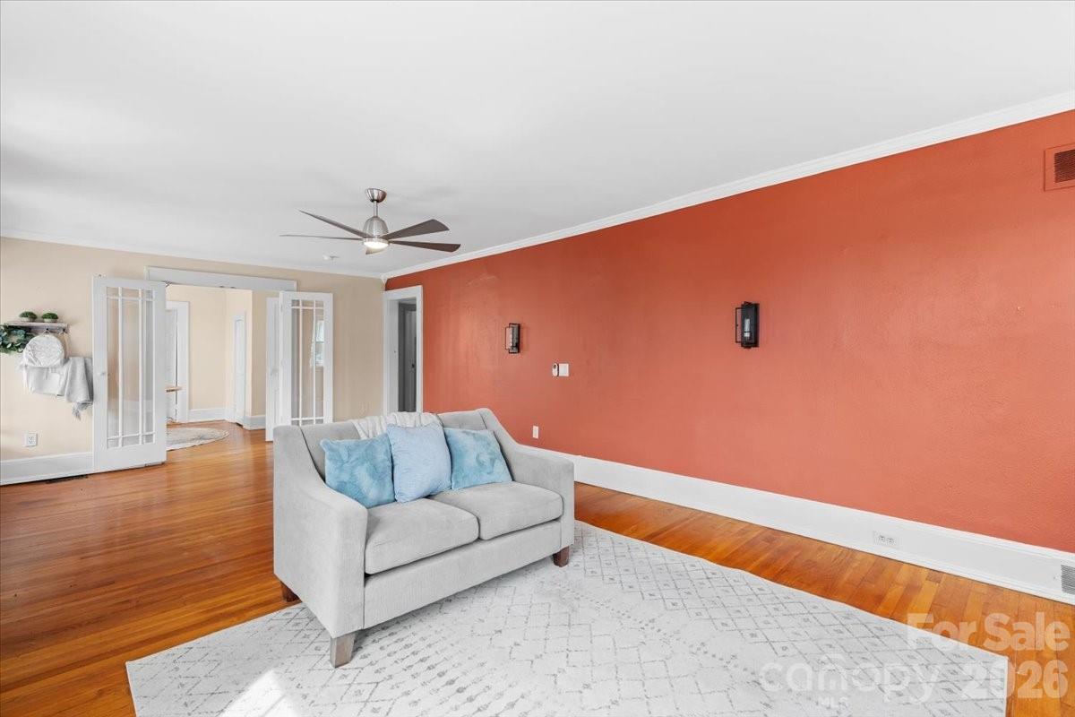 63 Washington Avenue Asheville NC 28804
