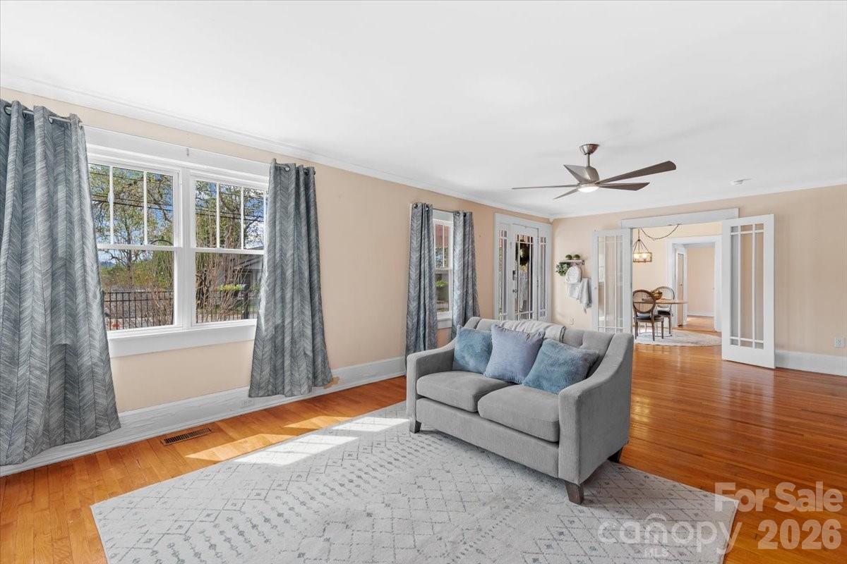63 Washington Avenue Asheville NC 28804