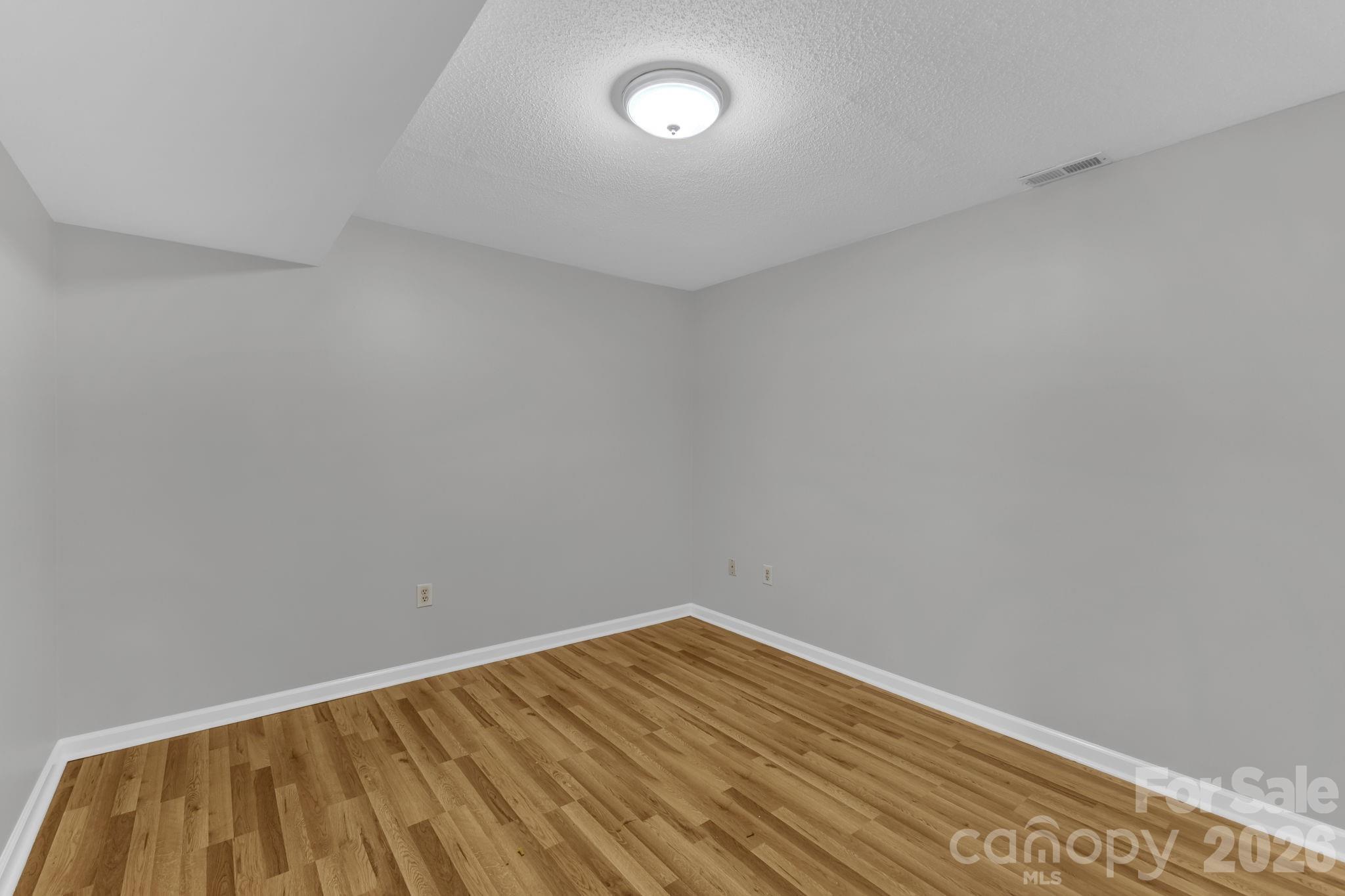 147 Elkwood Road Asheville NC 28804