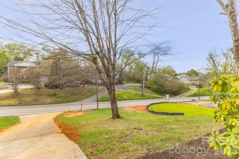 147 Elkwood Road Asheville NC 28804