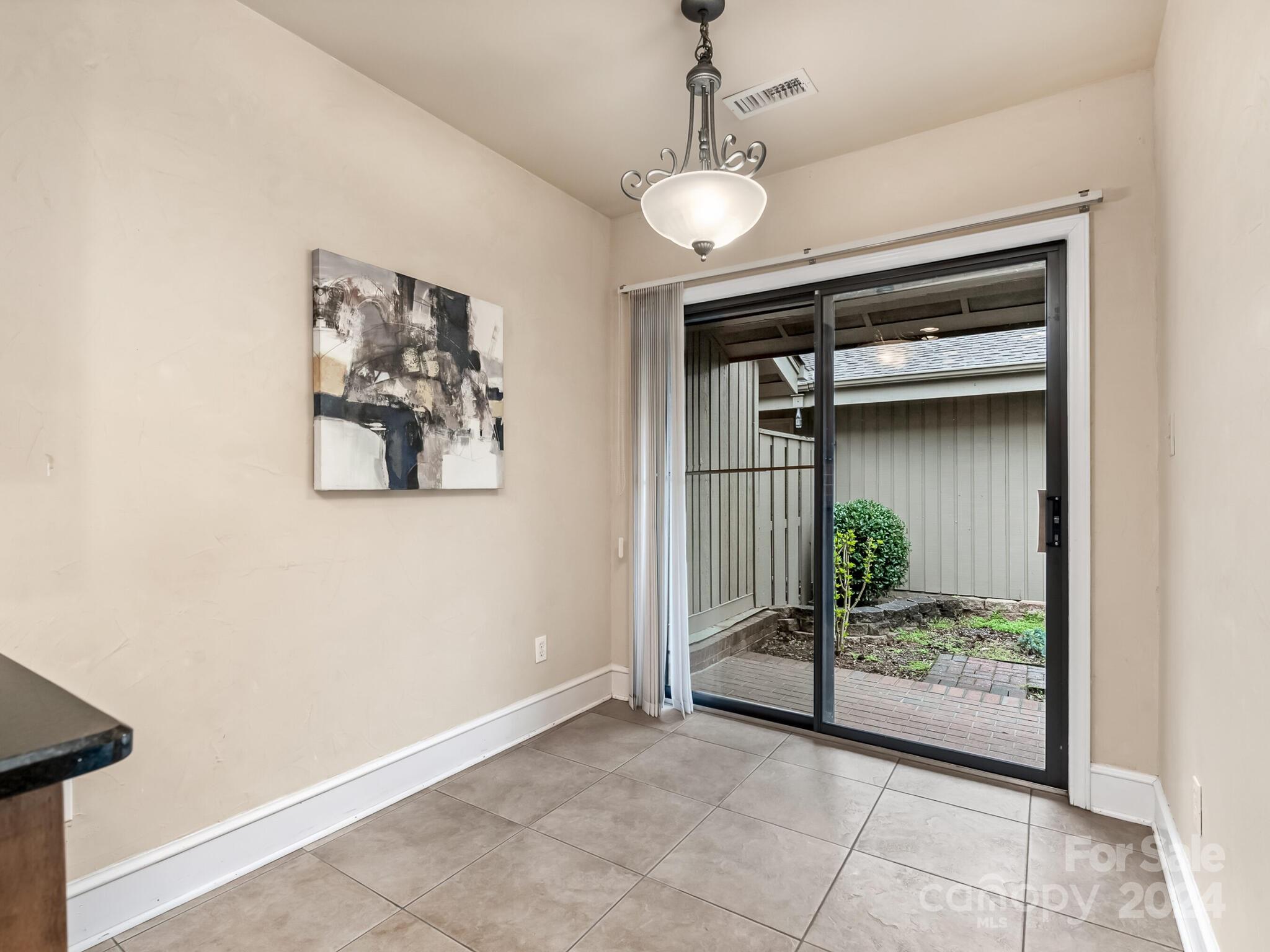 5315 Wingedfoot Road Charlotte NC 28226