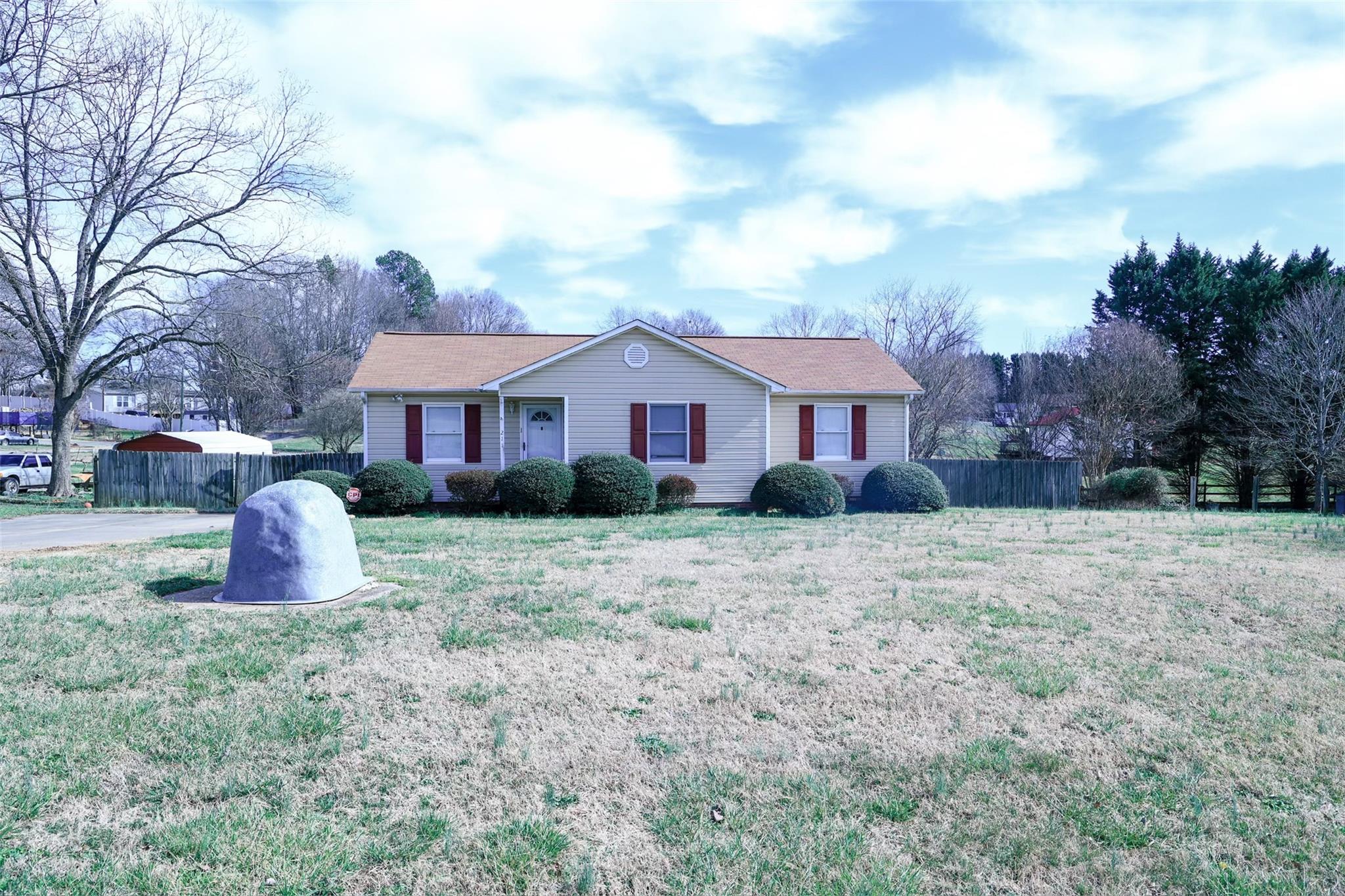 211 Old Lincolnton Crouse Road Lincolnton NC 28092