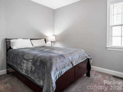 17 Dreambird Drive Leicester NC 28748