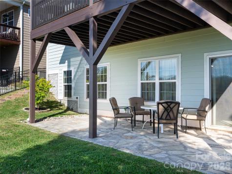 17 Dreambird Drive Leicester NC 28748