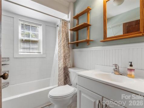 689 Bald Mountain Road Burnsville NC 28714