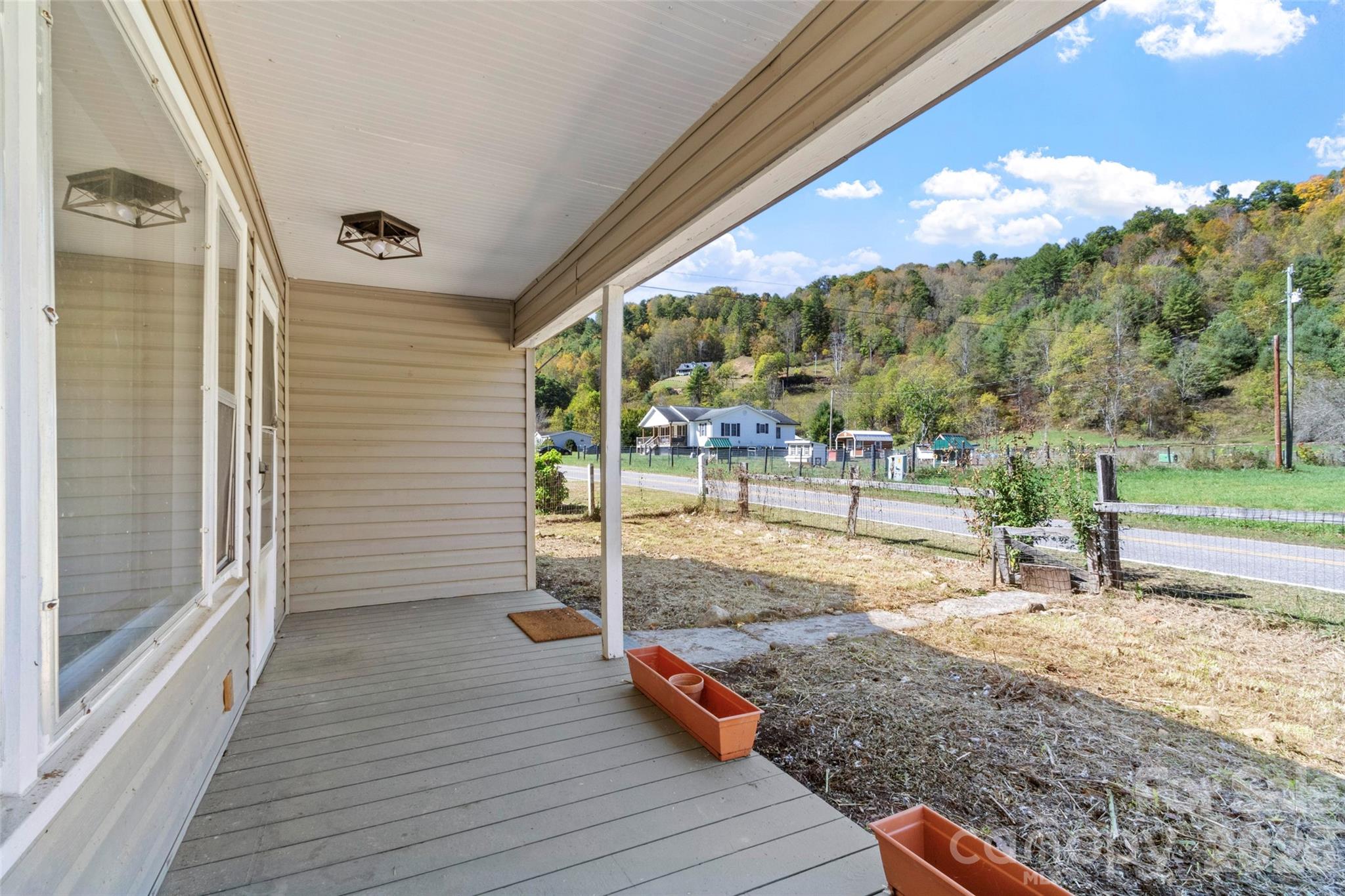 689 Bald Mountain Road Burnsville NC 28714