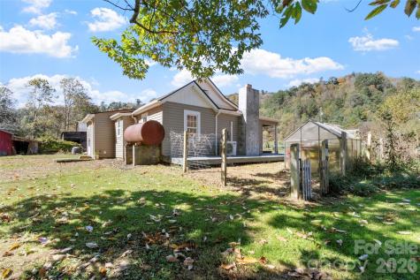 689 Bald Mountain Road Burnsville NC 28714