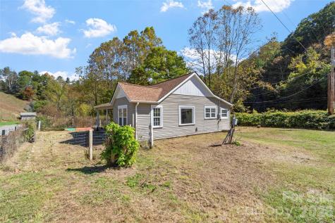 689 Bald Mountain Road Burnsville NC 28714
