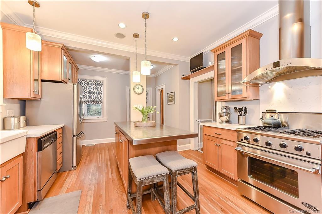 2306 Charlotte Drive Charlotte NC 28203