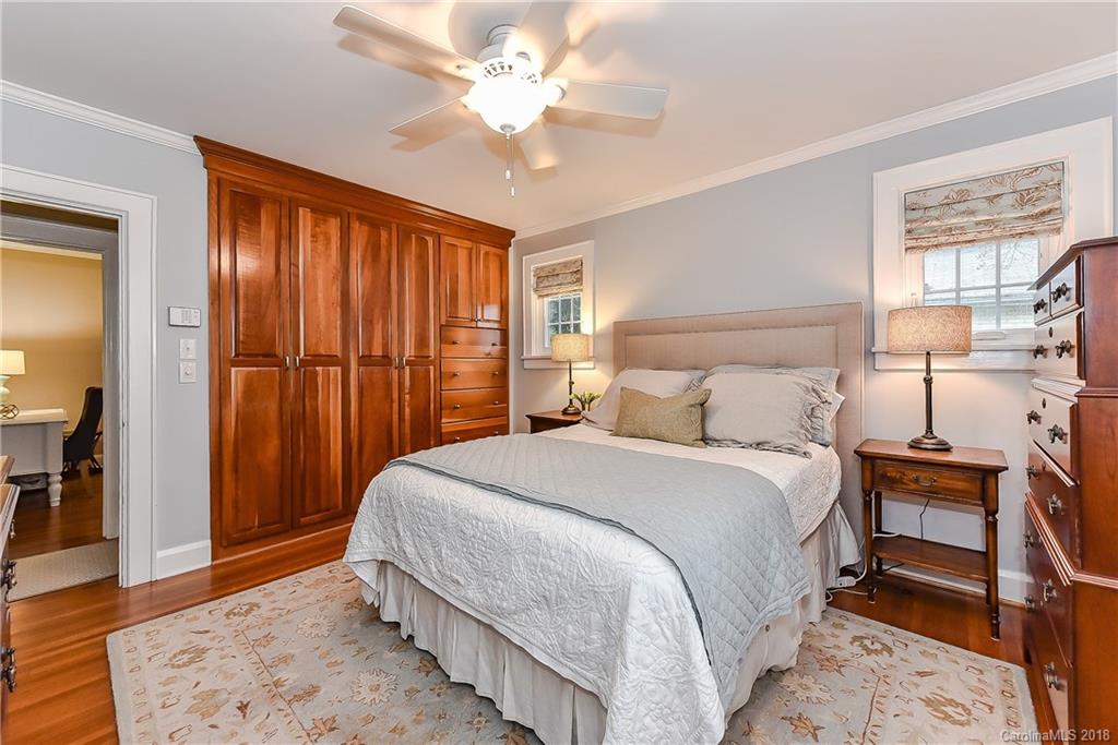 2306 Charlotte Drive Charlotte NC 28203