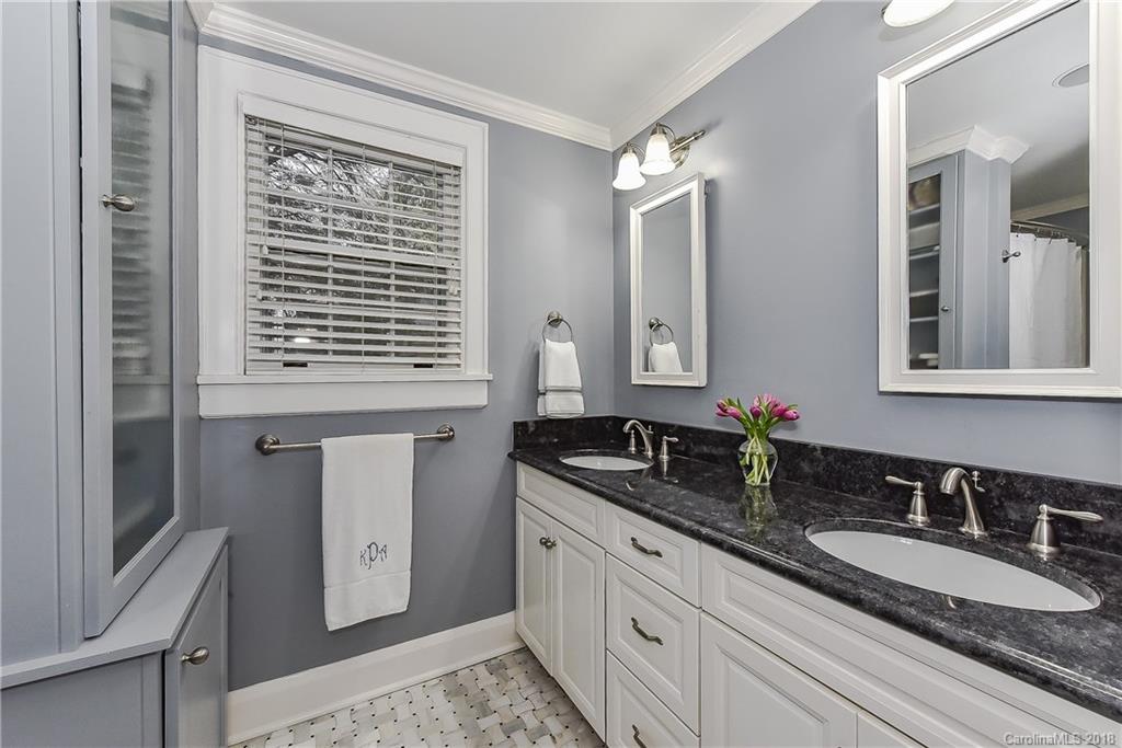 2306 Charlotte Drive Charlotte NC 28203