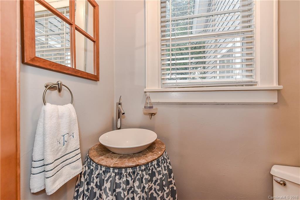2306 Charlotte Drive Charlotte NC 28203