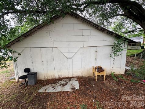 1286 Elmwood Avenue Lancaster SC 29720