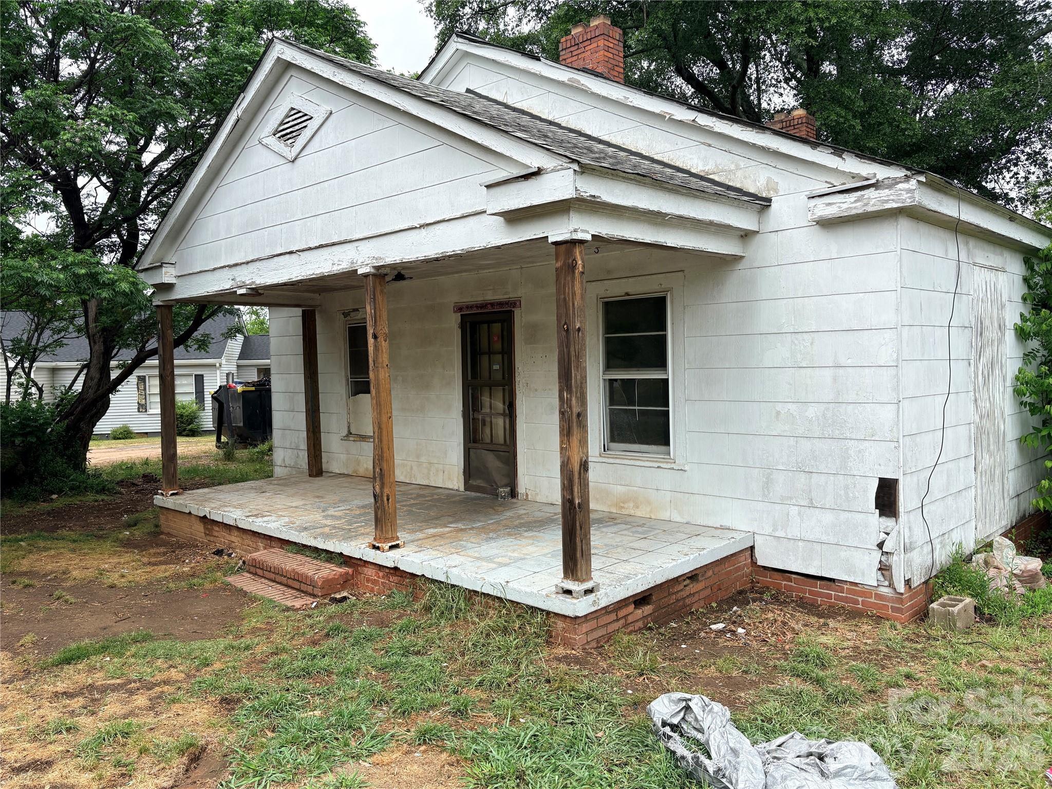 1286 Elmwood Avenue Lancaster SC 29720