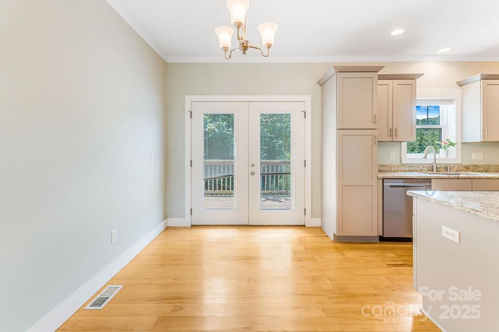 11 May Street Asheville NC 28803