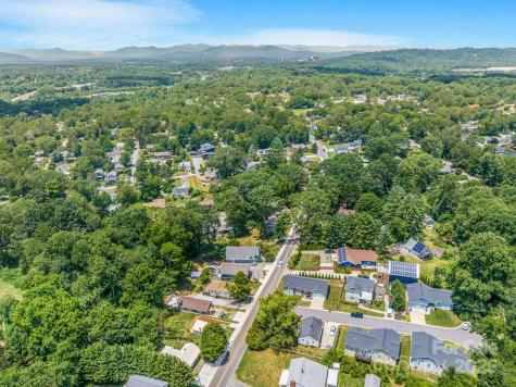 11 May Street Asheville NC 28803