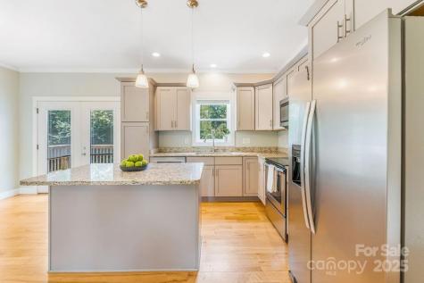 11 May Street Asheville NC 28803