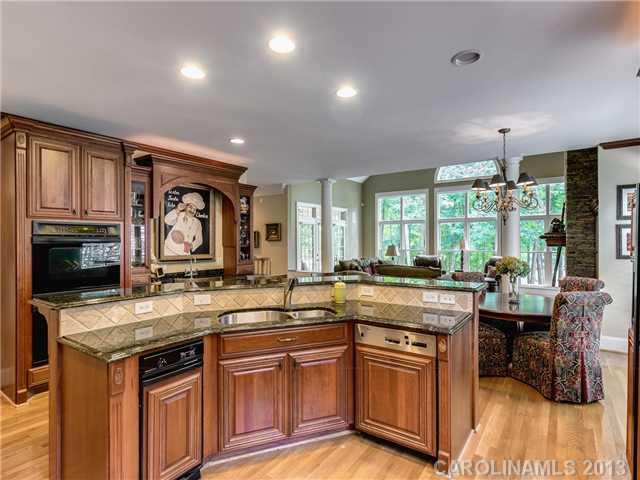 4428 Town And Country Drive Charlotte NC 28226