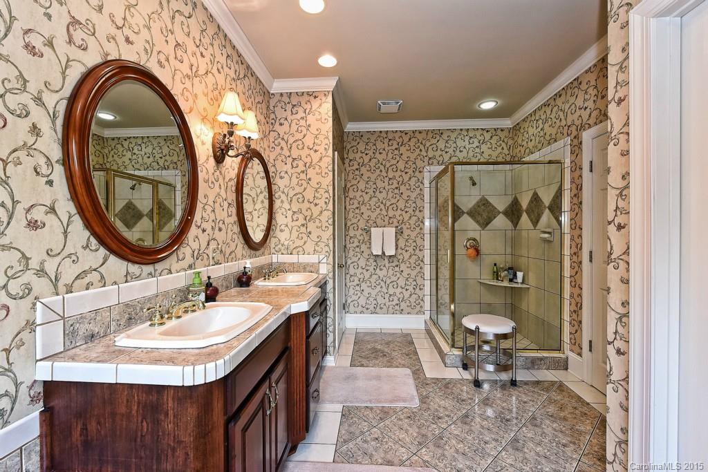 1124 Porters Pond Lane Matthews NC 28105