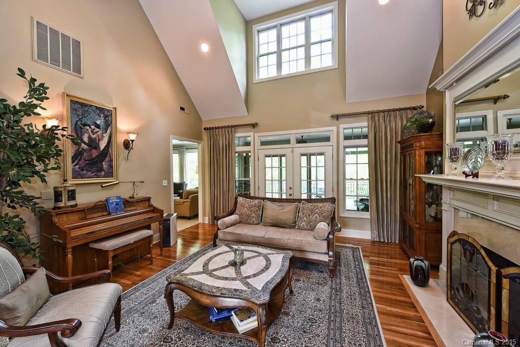 1124 Porters Pond Lane Matthews NC 28105