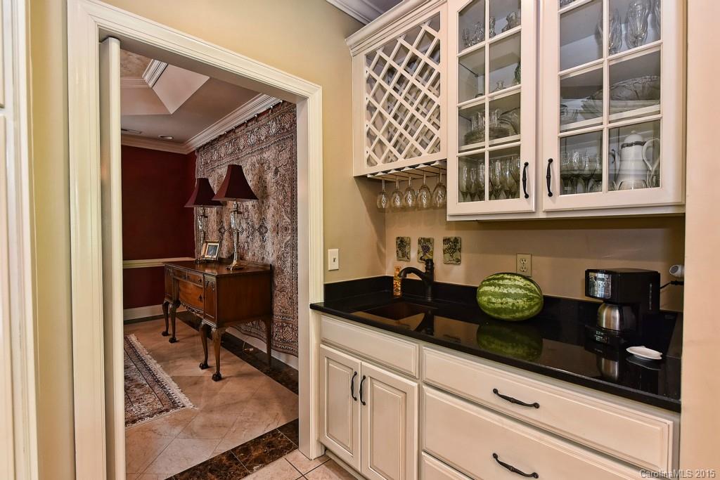 1124 Porters Pond Lane Matthews NC 28105