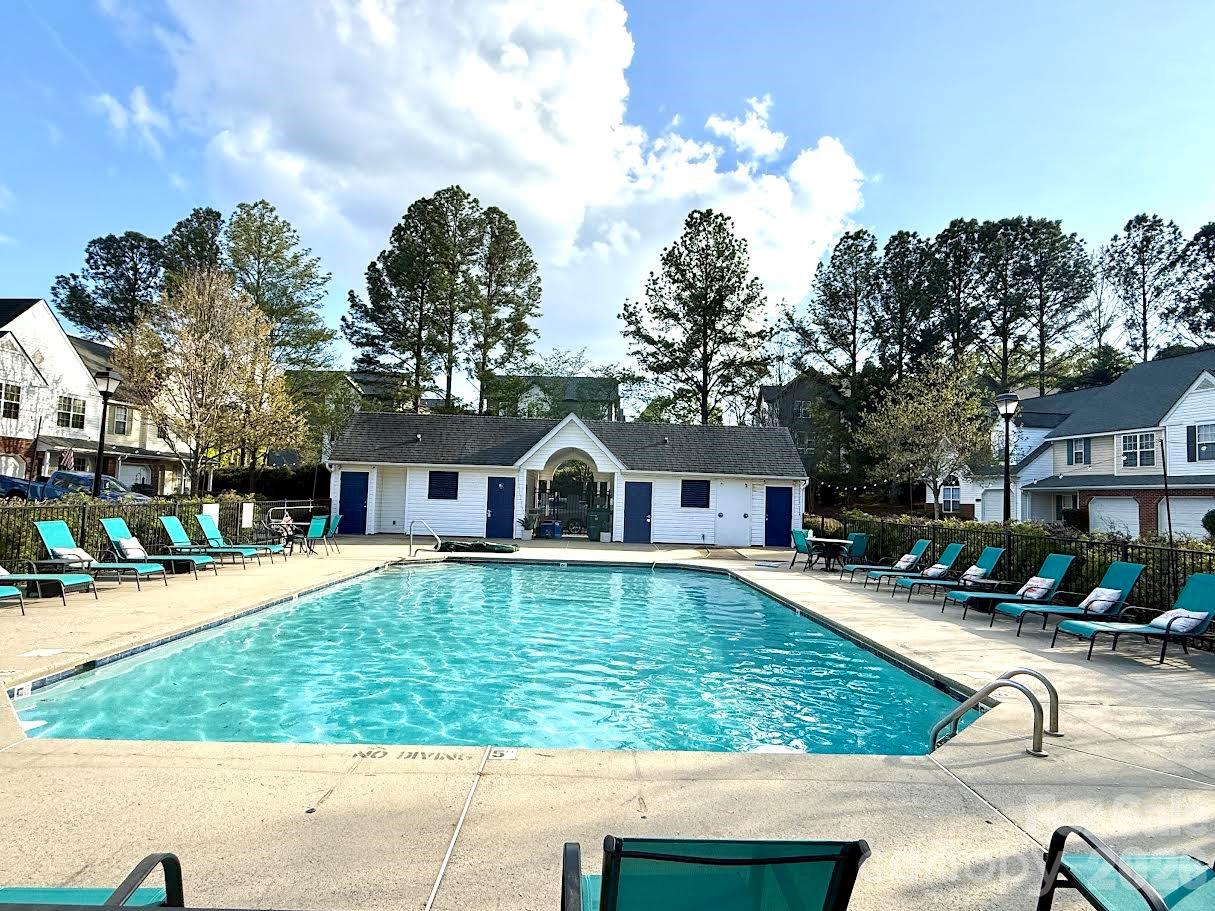 8772 Robinson Forest Drive Charlotte NC 28277