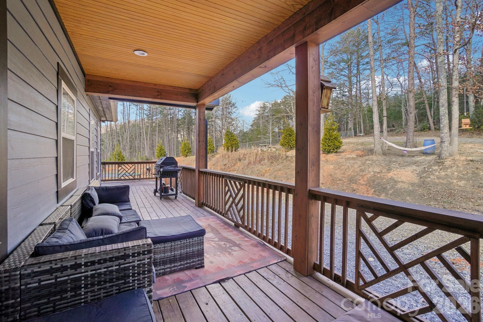 301 Mcginnis Drive Old Fort NC 28762