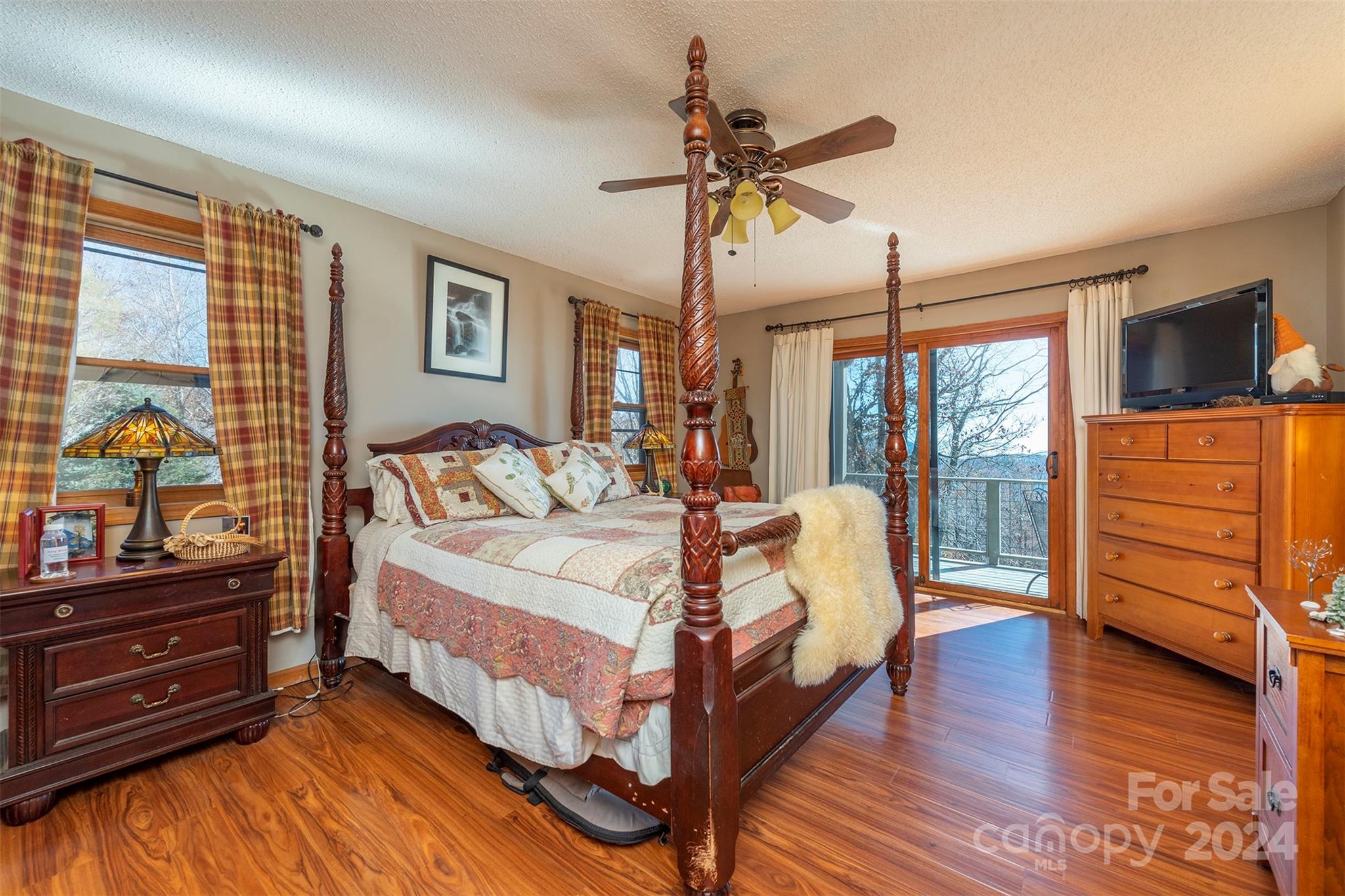 36 Randall Drive Fairview NC 28730