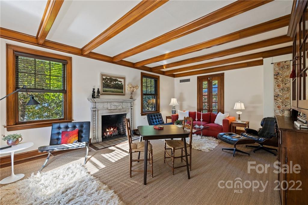 76 Kimberly Avenue Asheville NC 28804