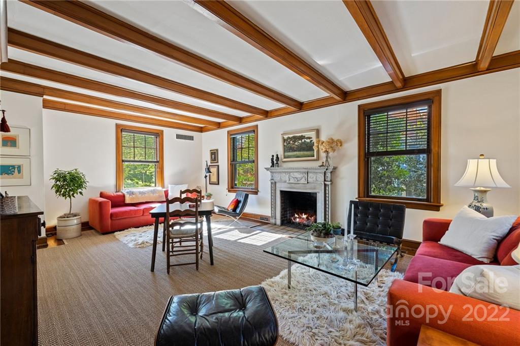 76 Kimberly Avenue Asheville NC 28804