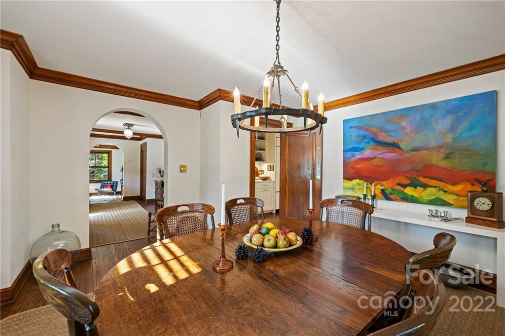 76 Kimberly Avenue Asheville NC 28804