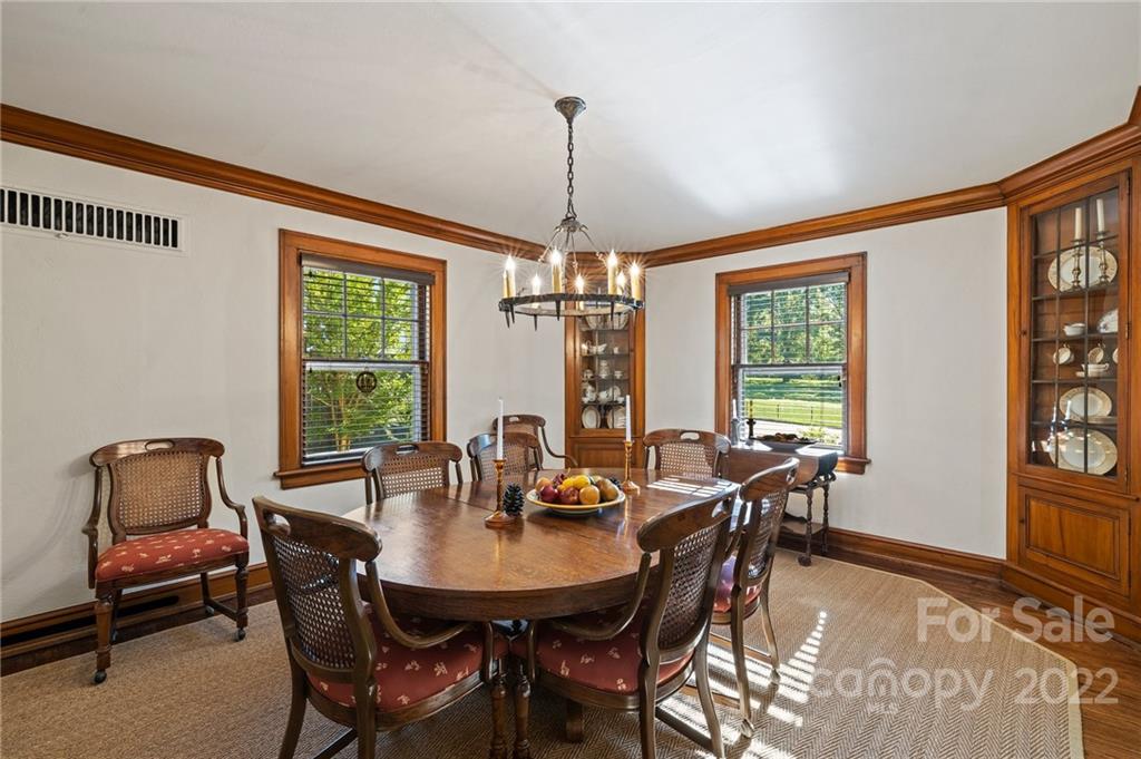 76 Kimberly Avenue Asheville NC 28804