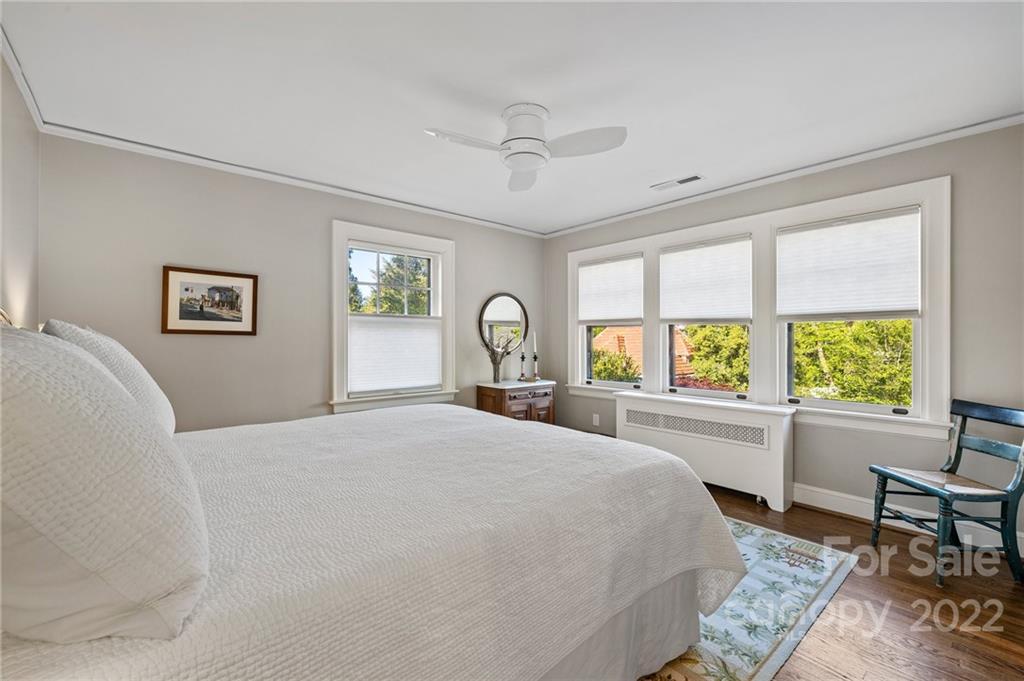 76 Kimberly Avenue Asheville NC 28804
