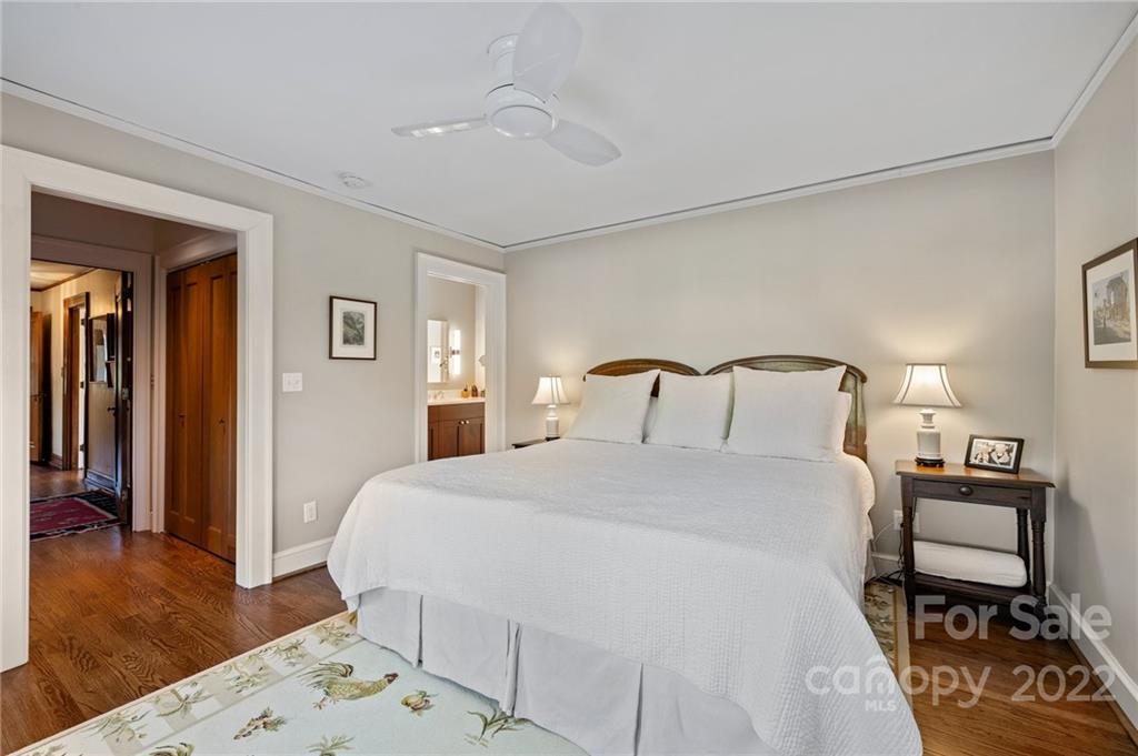 76 Kimberly Avenue Asheville NC 28804
