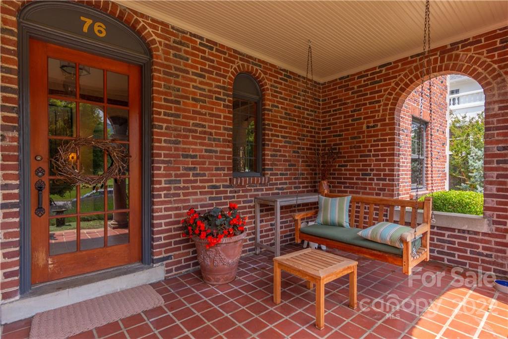 76 Kimberly Avenue Asheville NC 28804