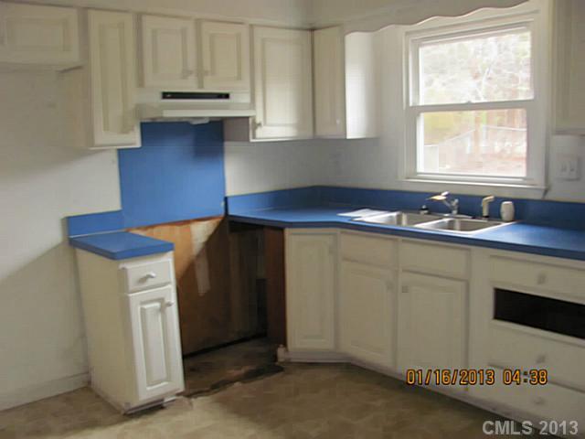 9607 Delrose Lane Charlotte NC 28216