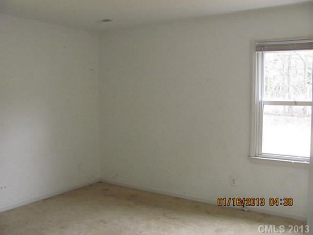 9607 Delrose Lane Charlotte NC 28216