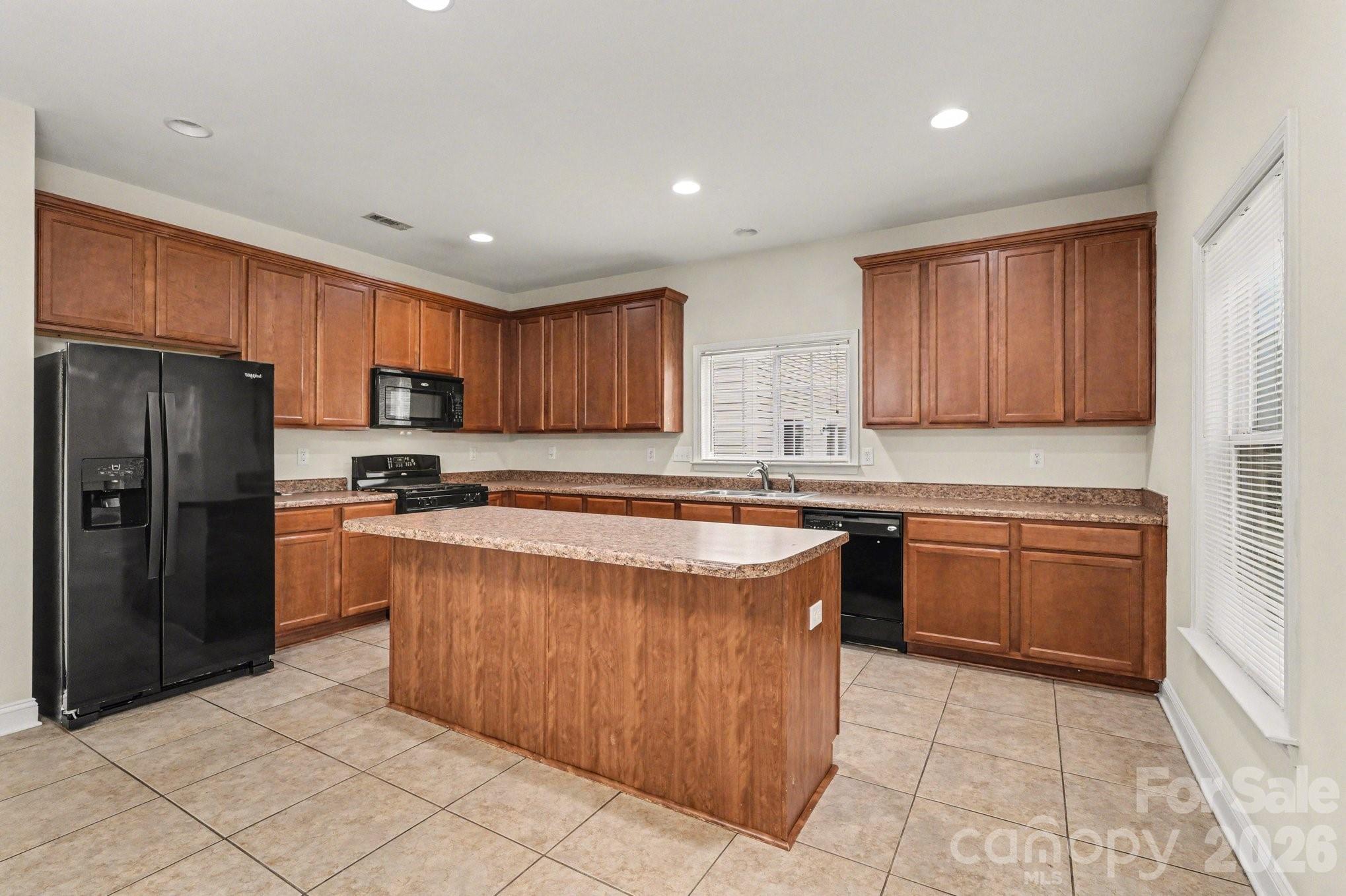 10926 Kinnairds Street Charlotte NC 28278