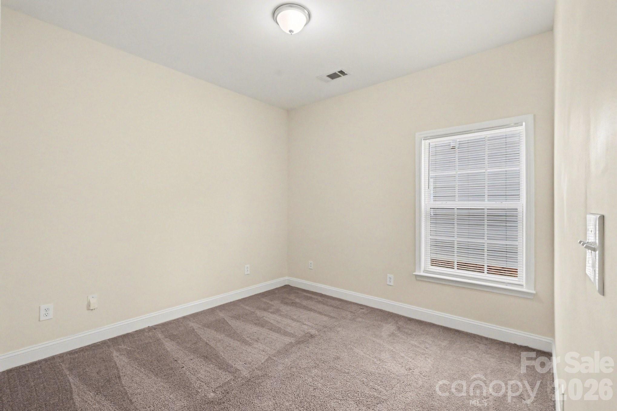 10926 Kinnairds Street Charlotte NC 28278