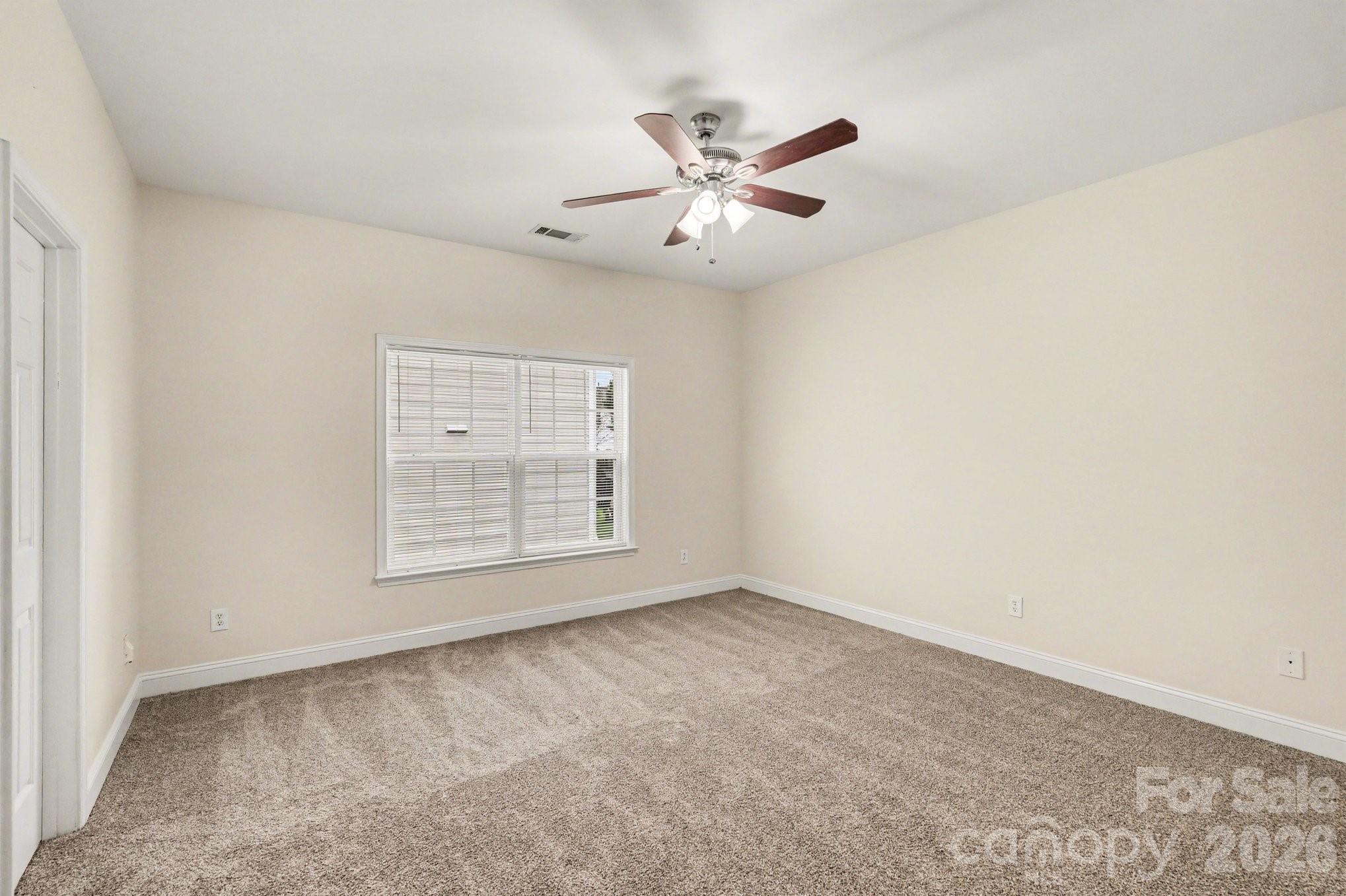 10926 Kinnairds Street Charlotte NC 28278