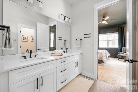 1027 Masefield Avenue Matthews NC 28105